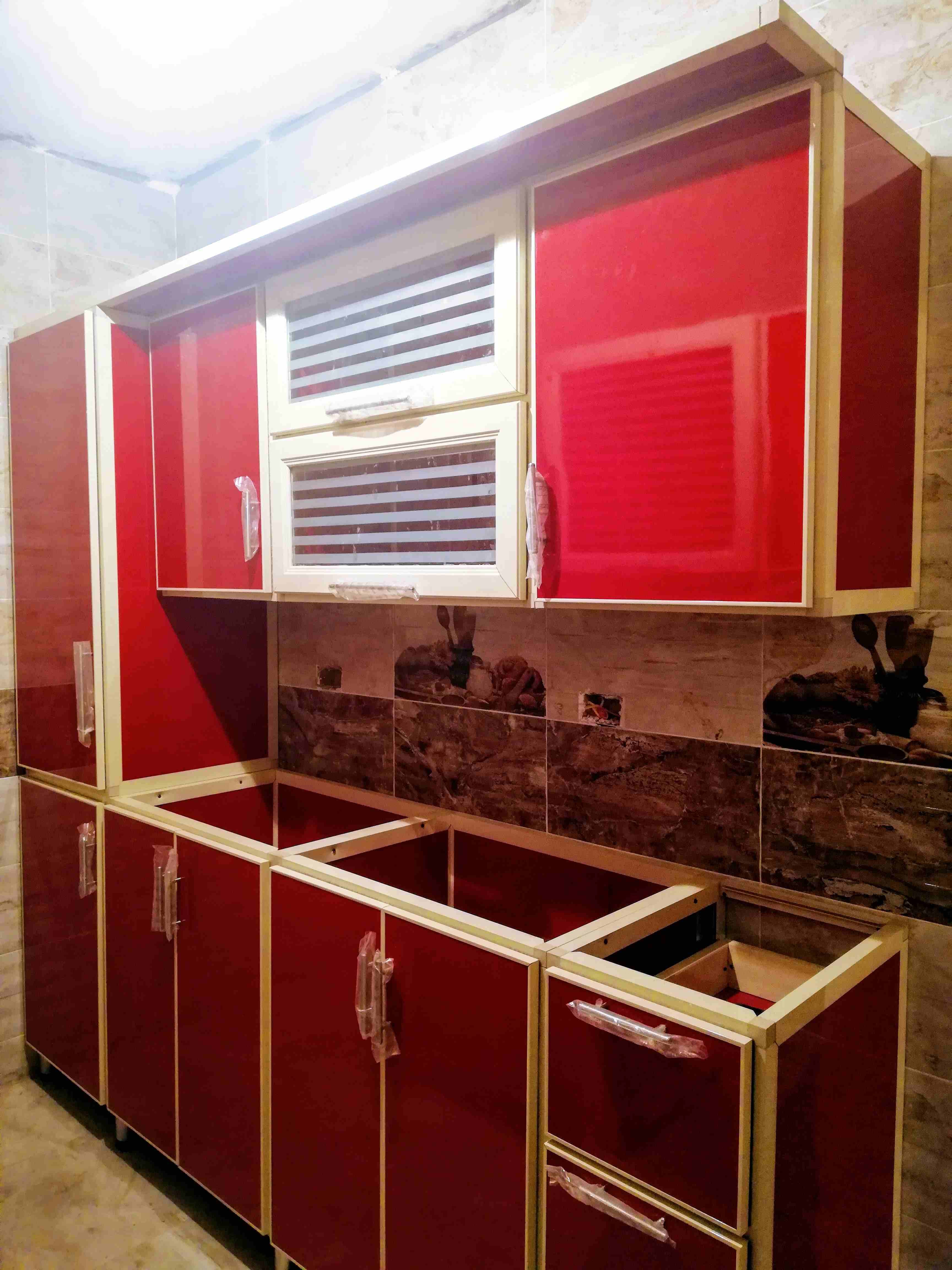 مطابخ Kitchen future
لا تنسَ أنك شاهدت هذا الإعلان في عنكبوت
يوجد لدينا احدث تصاميم للمطابخ...