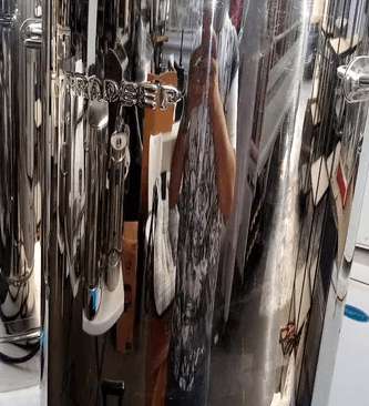 سخانات مياه للشاي و القهوه أحجام مختلفه للمطاعم أحجام كبيره
Heater for water for tea and coffee for restaurants in like new conditions