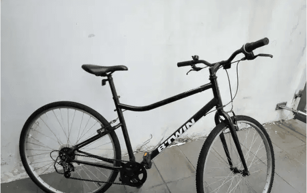B-twin riverside bicycle