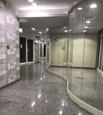 مكاتب ومحلات للإيجار